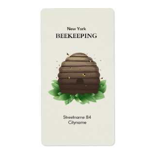 Bienenstock und Bienen auf grünen Blättern