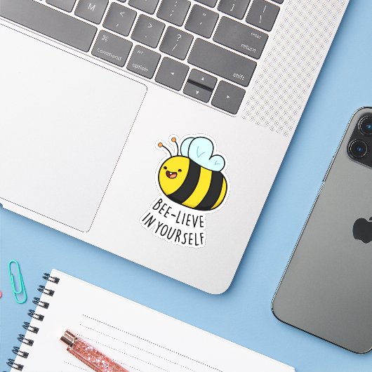 Bienenstöcke in Ihrem selbst Funny Bee Pun Aufkleber (Laptop mit iPhone)