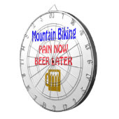 Bier der Gebirgsradfahrendes Schmerz jetzt später Dartscheibe (Vorderseite rechts)