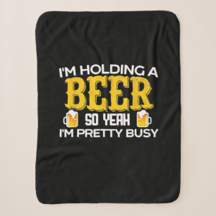 Bier Drinker Ich halte ein Bier zum Geburtstag. Sherpadecke