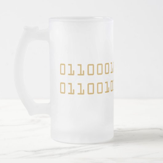 Bier geschrieben in binärer Code mattierten Stein Mattglas Bierglas (Links)