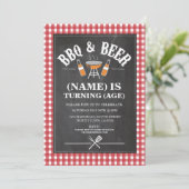 Bier GRILLEN Birthday Party JEDES ALTER Chalkboard Einladung (Stehend Vorderseite)