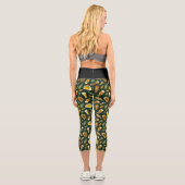 Bier Icons Muster Capri Leggings (Rückseite)