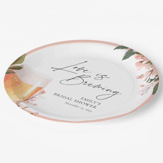 Bier Liebe Braut Brautparty Pappteller (Schrägansicht)