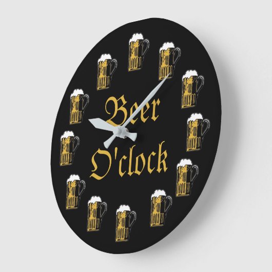 Bier O'clock Wall Clock Große Wanduhr (Winkel)