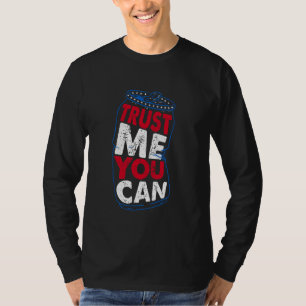 Bier Quote Vertrauen Sie USA Flaggenfarbe T-Shirt
