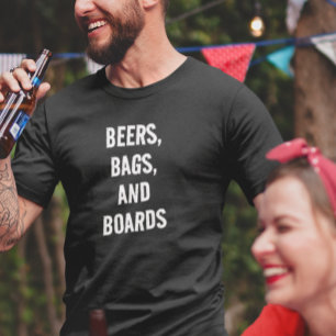 Bier Säcke und Bretter Corn Hole Spiel T-Shirt