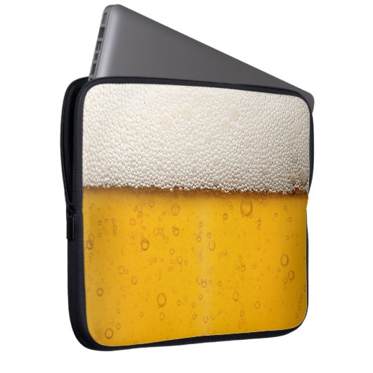 Bier sprudelt Nahaufnahme Laptopschutzhülle (Vorne Rechts)