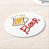 Bier-Tasse mit Bier und Schaumstoff-Rundpapier Unt Runder Pappuntersetzer (Angewinkelt)