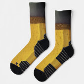 Bier-Tasse mit Bläschen und Schaumstoff Socken (Links)