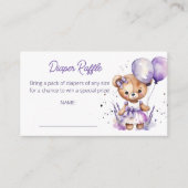 Bier-Teddy trägt lila Babydusche-Windel-Tombola Begleitkarte (Vorderseite)