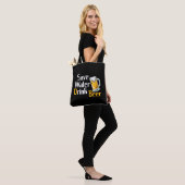 Bier trinken Party feiert Biertrinker rett Tasche (Am Model)