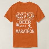 Bier und ein Marathon-Running-Joggen T-Shirt (Design vorne)