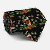 Bier und Erdnüsse Krawatte (Gerollt)