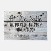 Bier- und Weinzeit im Lake House Fußmatte (Vorderseite)