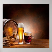 Bierfass mit Bierbrille auf einem Holztisch 2