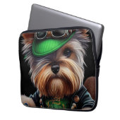Biewer Terrier Dog Autofahrrad St. Patrick's Day Laptopschutzhülle (Vorderseite Links)