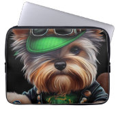 Biewer Terrier Dog Autofahrrad St. Patrick's Day Laptopschutzhülle (Vorderseite)