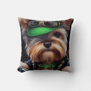 Biewer Terrier Hund fährt Fahrrad St. Patrick's Da Kissen