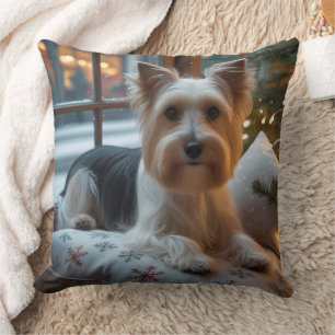 Biewer Terrier mit Weihnachtsbeleuchtung Ferien Kissen