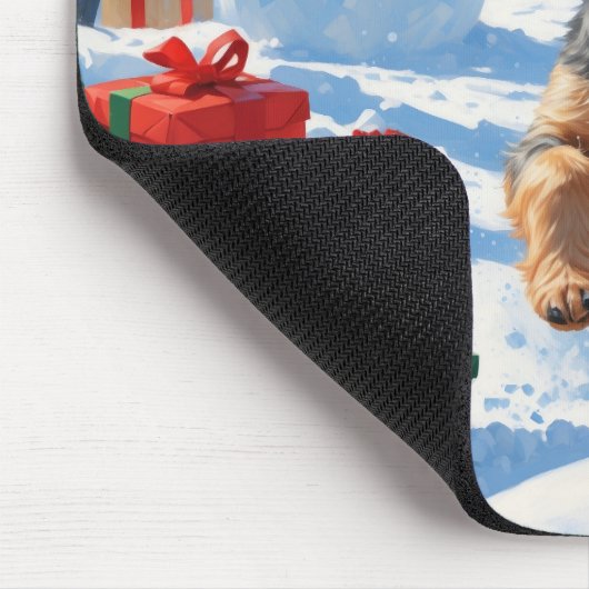 Biewer Terrier Weihnachtsfest-Schneeszene Mousepad (Ecke)