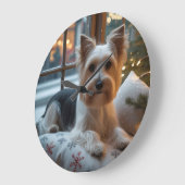 Biewer Terrier With Christmas Lights Holiday Große Wanduhr (Winkel)