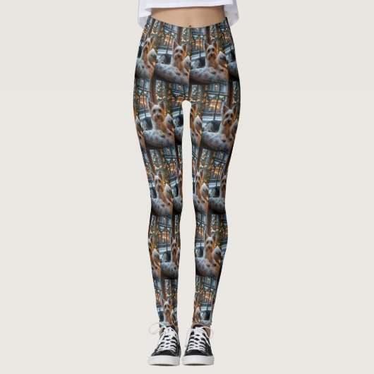 Biewer Terrier With Christmas Lights Holiday Leggings (Vorderseite)