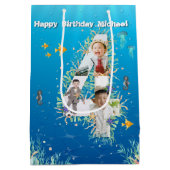 Big 4th Birthday FotoCollage unter dem Meer Mittlere Geschenktüte (Rückseite)