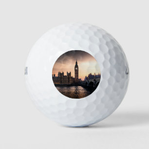 Big Ben an der Themse in London Golfball