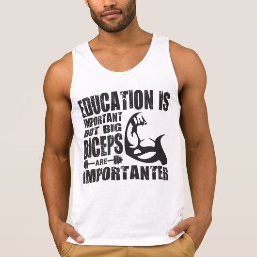 Big Biceps sind wichtiger als Shirt der Bildung (Vorderseite)