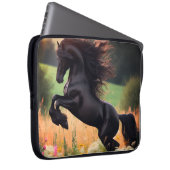 Big Black Stallion on an Electronics Bag Laptopschutzhülle (Vorne Rechts)