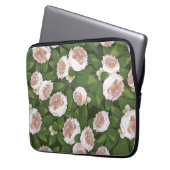 Big Bloom Camellia Charm Laptopschutzhülle (Vorderseite Links)