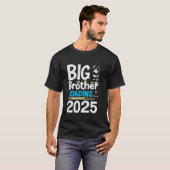 Big Brother LOADING... 2025 Big Brother Wird gelad T-Shirt (Vorne ganz)