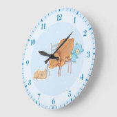 Big Brown Bear, Calico & Floppy Share zwei Stühle Große Wanduhr (Winkel)