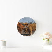 Big Brown Highland Cows, Runde Wanduhr (Zuhause)