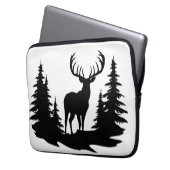 Big Buck unter Pine Trees Vector Laptopschutzhülle (Vorderseite Links)