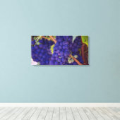 Big Bunch saftiger Lila Trauben Leinwanddruck (Insitu (Holzboden))