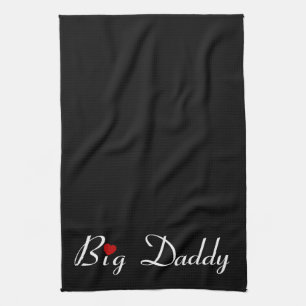 Big Daddy mit Red Heart Geschirrtuch
