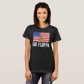 Big Floppa Caracal Cat Meme USA Flag Patriotic_1 T-Shirt (Vorne ganz)