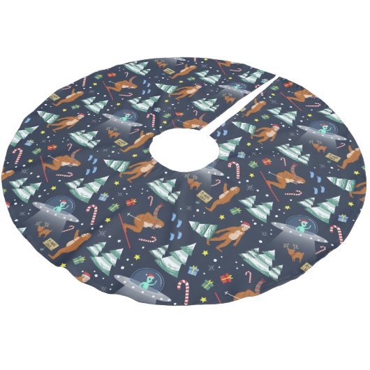 Big Foot, Außerirdischen & Reindeer SciFi Weihnach Polyester Weihnachtsbaumdecke (Schrägansicht)