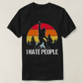 Big Foot I Hasse Menschen Middle Finger Sasquatch T-Shirt (Design vorne)