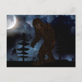 Big Foot oder Sasquatch Wolf Howling Vollmond Postkarte (Vorderseite)