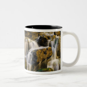 Big Island, Hawaii. Kaskadenbach, Big Island Zweifarbige Tasse