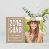 Big News Abschluss Ankündigung Einladung Kraft (Stehend Vorderseite)