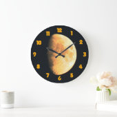 Big Old Moon Fat Orange Numbers Wccer Große Wanduhr (Zuhause)
