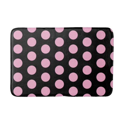 Big Pink Polka Punkte auf schwarz Badematte (Vorderseite)