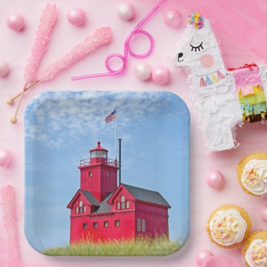 Big Red Michigan Lighthouse Pappteller (Party)
