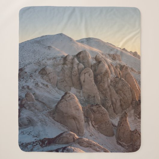 BIG-ROCK-FORMATIONEN MIT SCHNEE SHERPADECKE (Vorderseite)