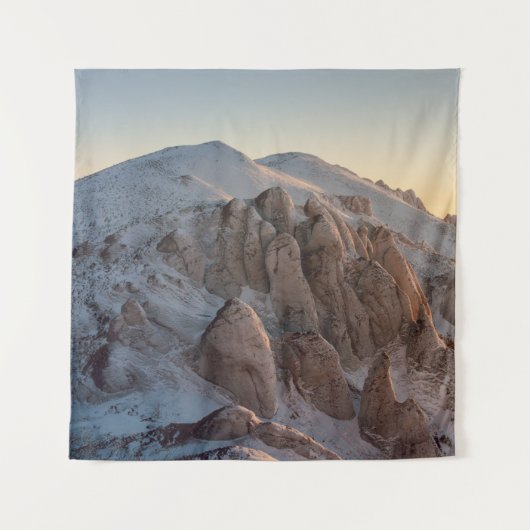 BIG-ROCK-FORMATIONEN MIT SCHNEE WANDTEPPICH (Vorderseite)