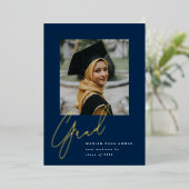 Big Script Grad Folieneinladung (Stehend vorne)